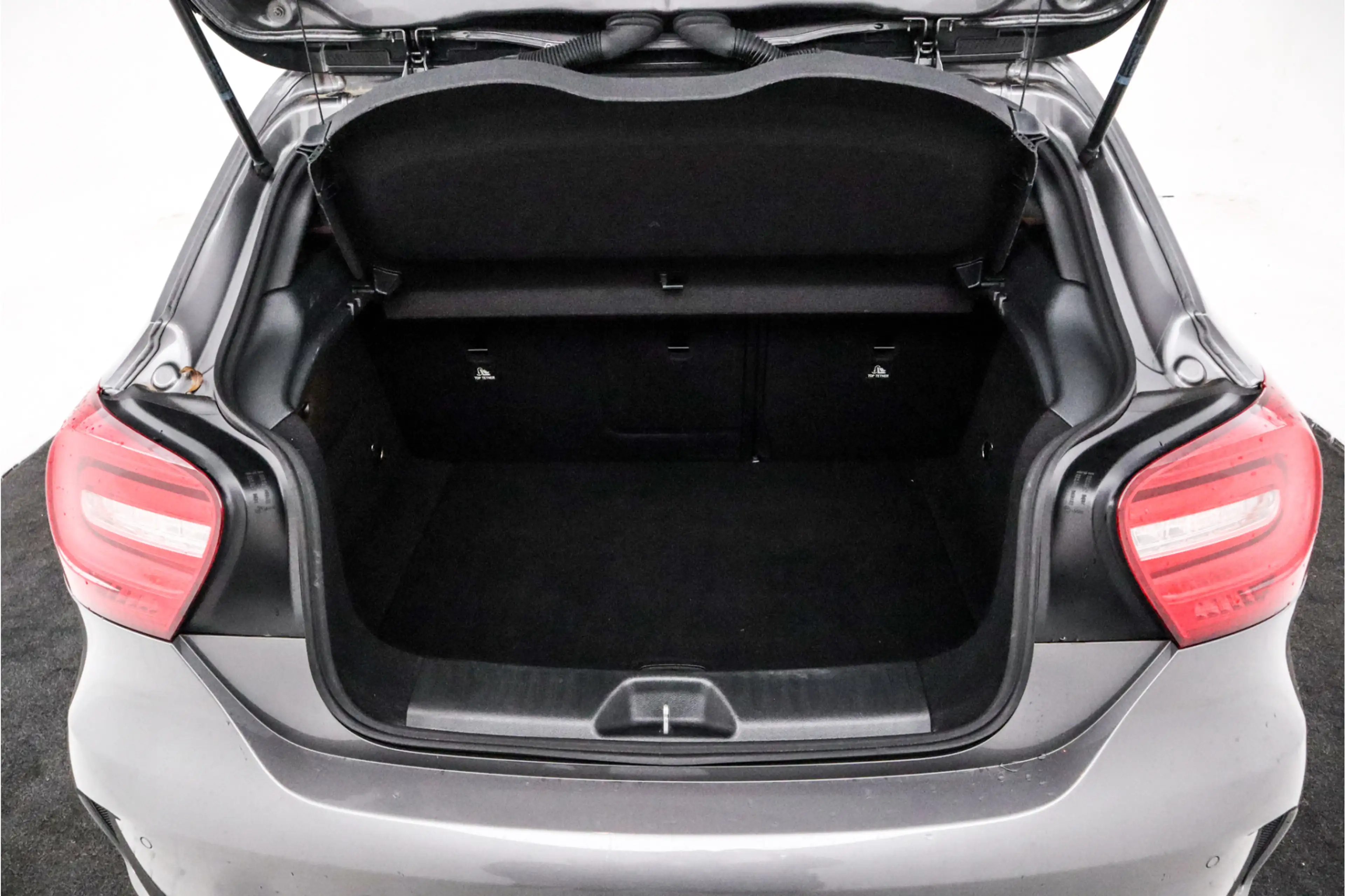 Mercedes-Benz A 45 AMG 4MATIC - Camera, Harman/Kardon, Navigatie, — photo 33