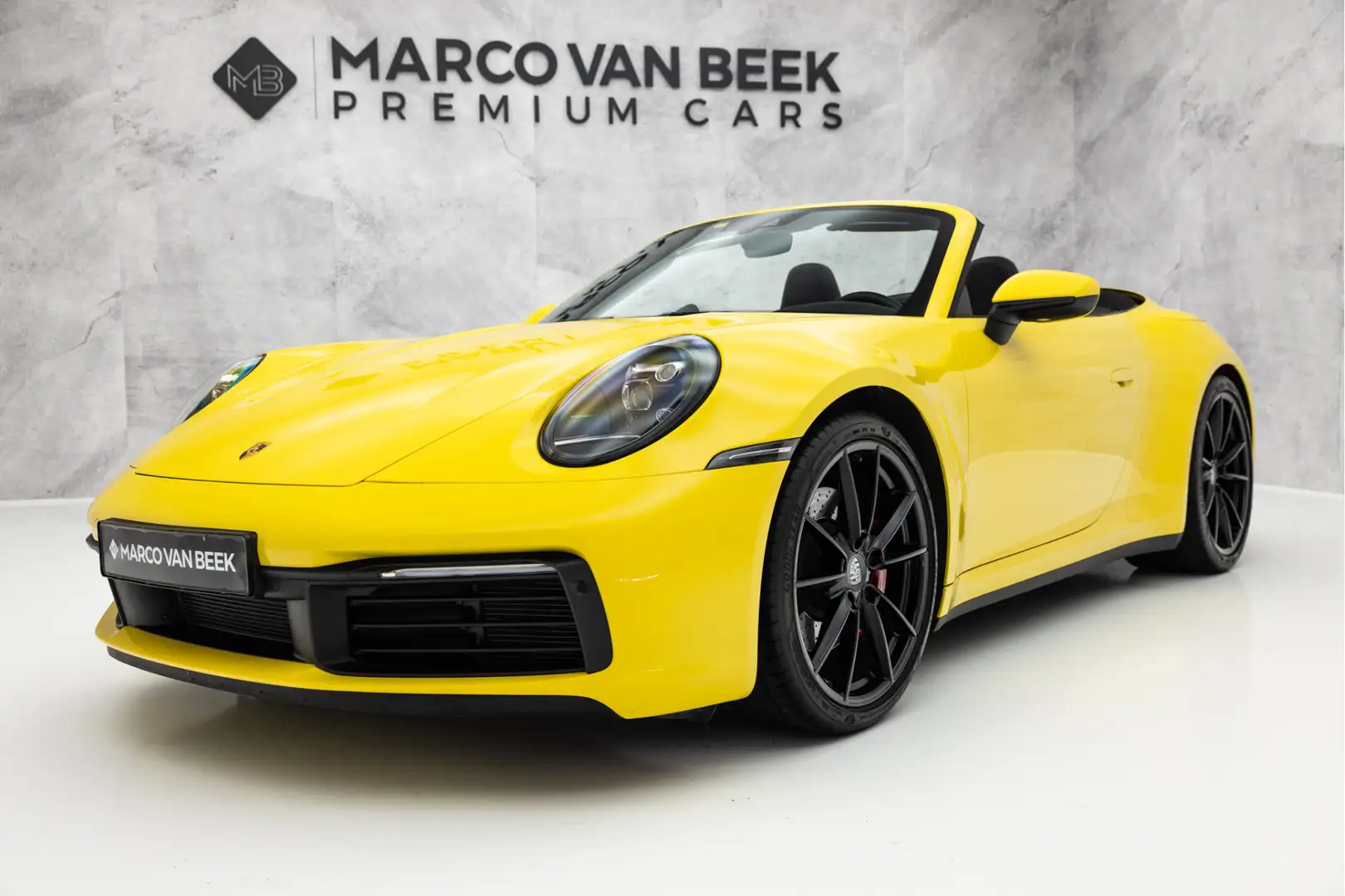 Porsche 992 Cabrio 3.0 Carrera 4S 450 PK | Sportuitlaat | Bose Gelb - 1