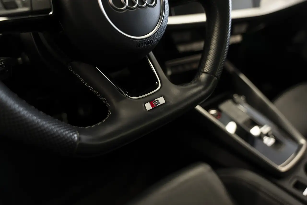 Audi S3 снимка Audi S3