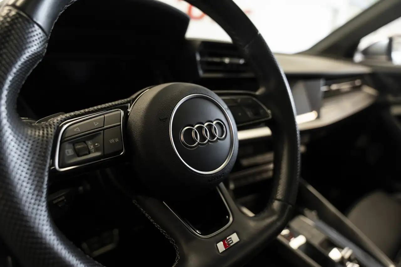 Audi S3 снимка Audi S3