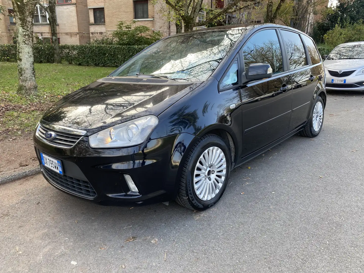 Ford C-Max 2.0 Titanium Gpl 145cv - 1