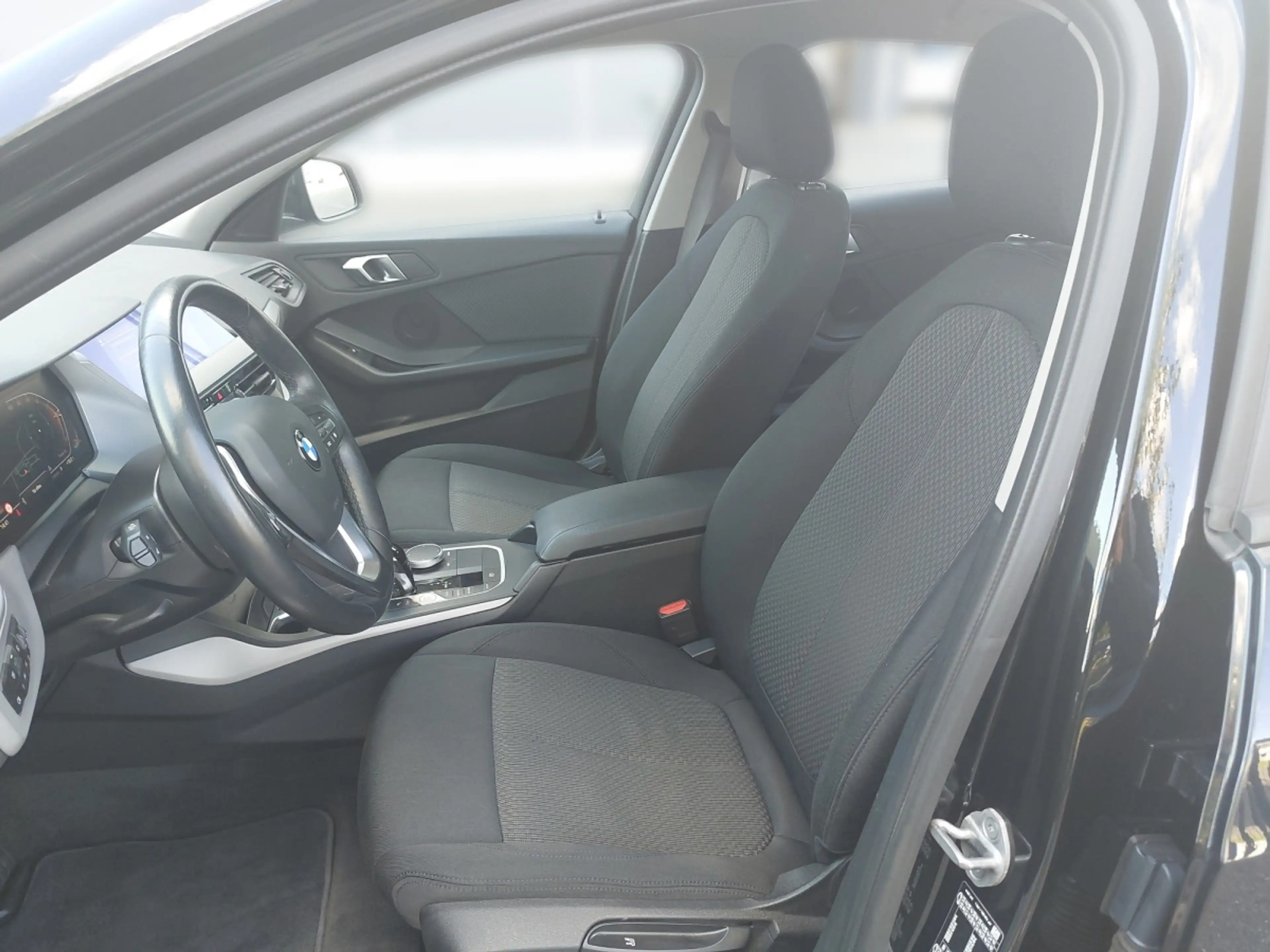 BMW 116 d Advantage Aut. — photo 5