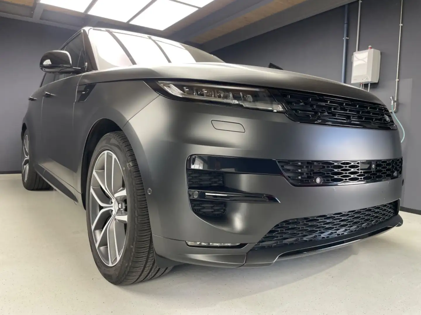 Land Rover Range Rover Sport P530 First Editon Autobio matt Schwarz - 2