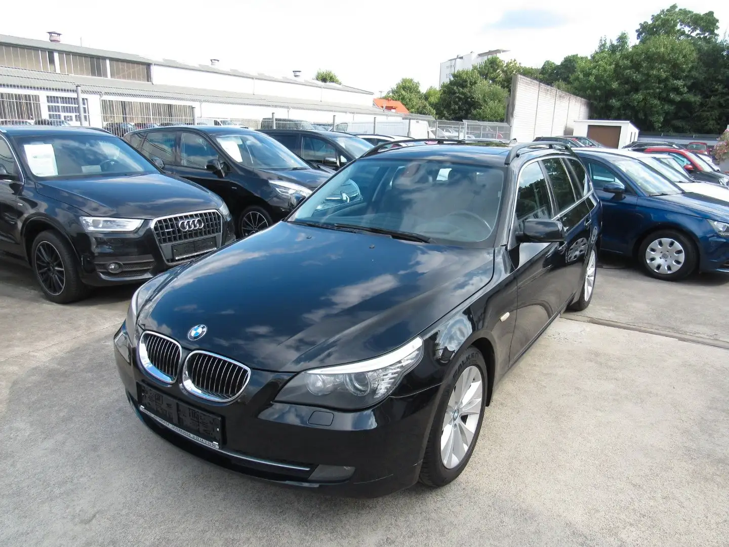 BMW 535 Baureihe,AUTOMATIK,KLIMA,SCHIEBEDACH,LEDER. Schwarz - 1