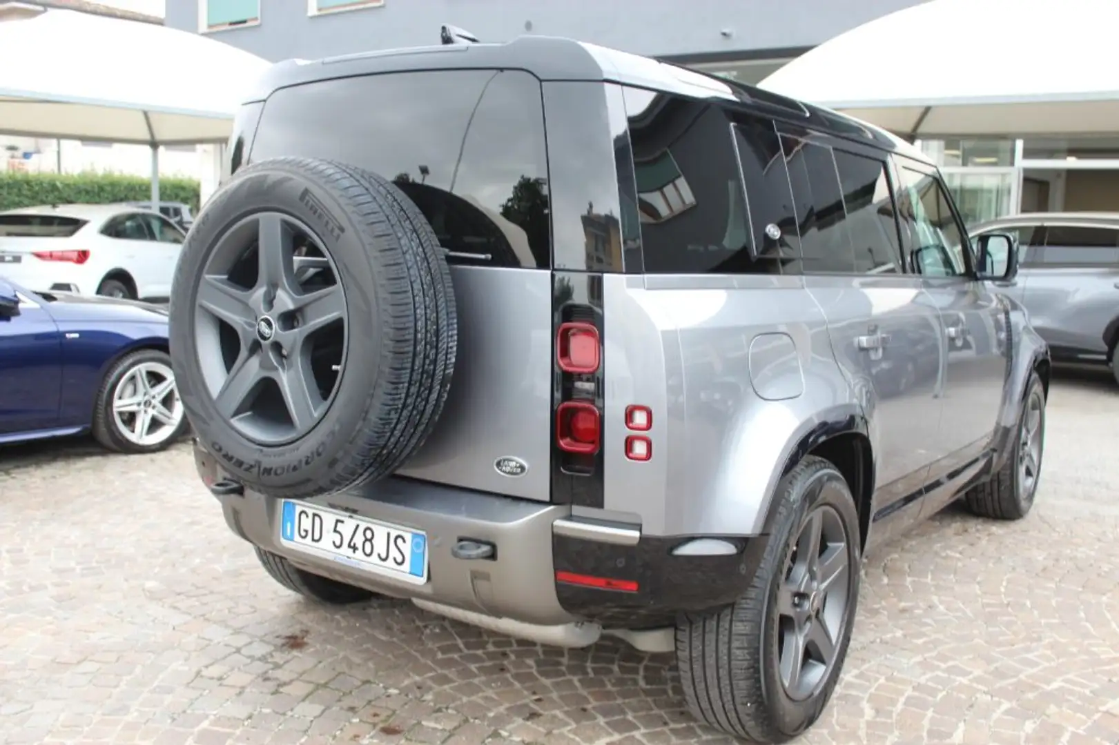 Land Rover Defender 110 3.0D 250CV AWD Auto X-Dynamic S 7 posti Gris - 2
