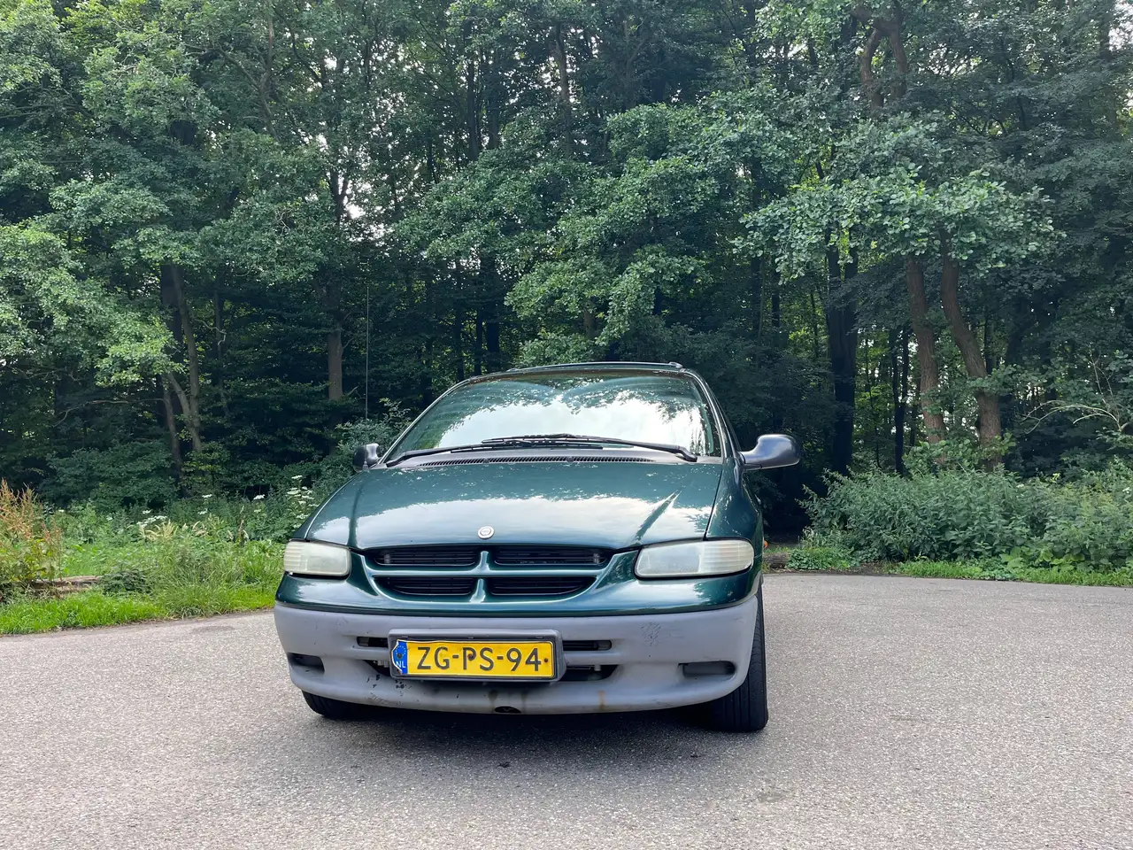 Chrysler Voyager 2.4i SE, foto 2