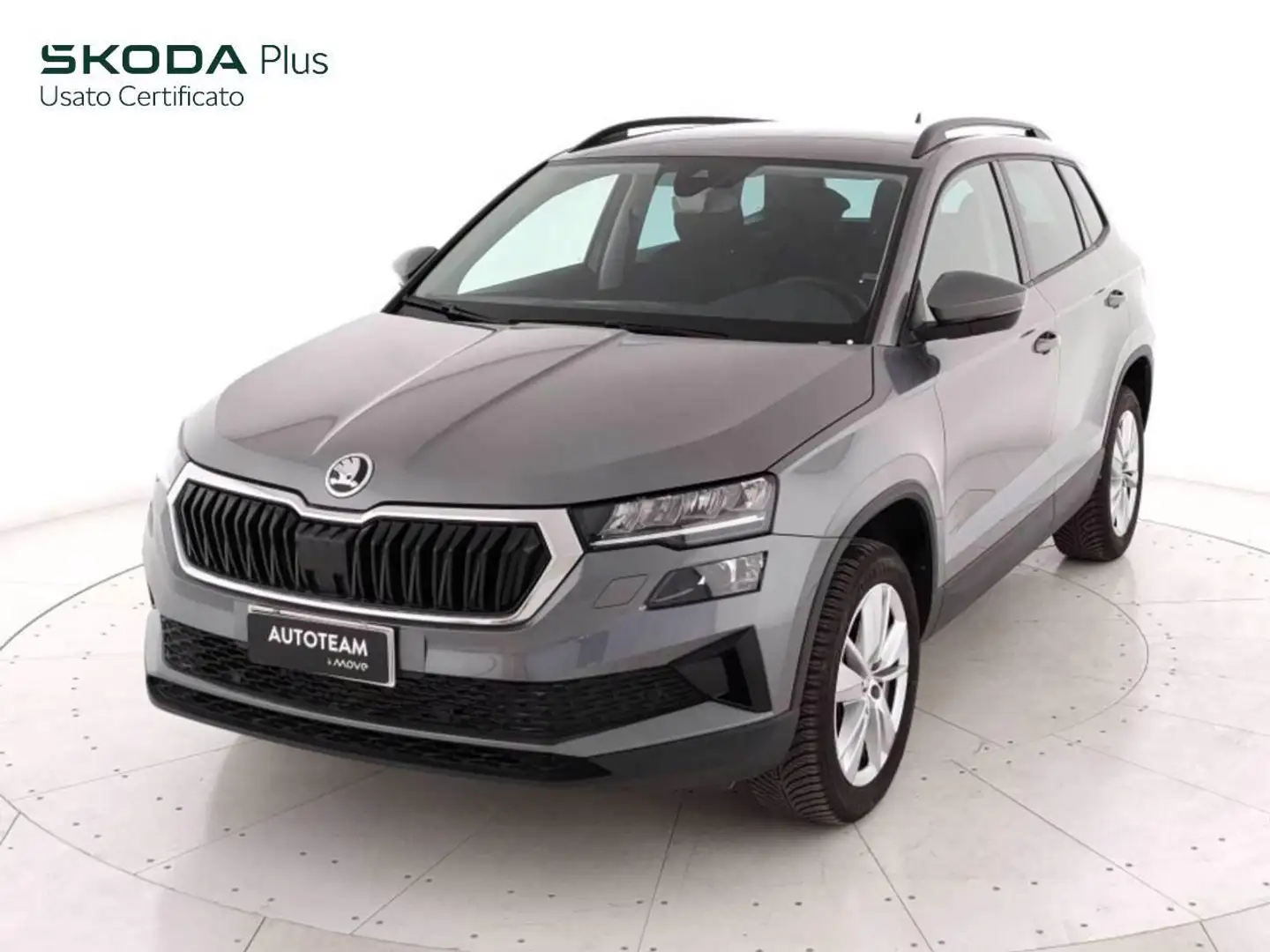 Skoda Karoq 1.5 tsi Executive dsg Grau - 1