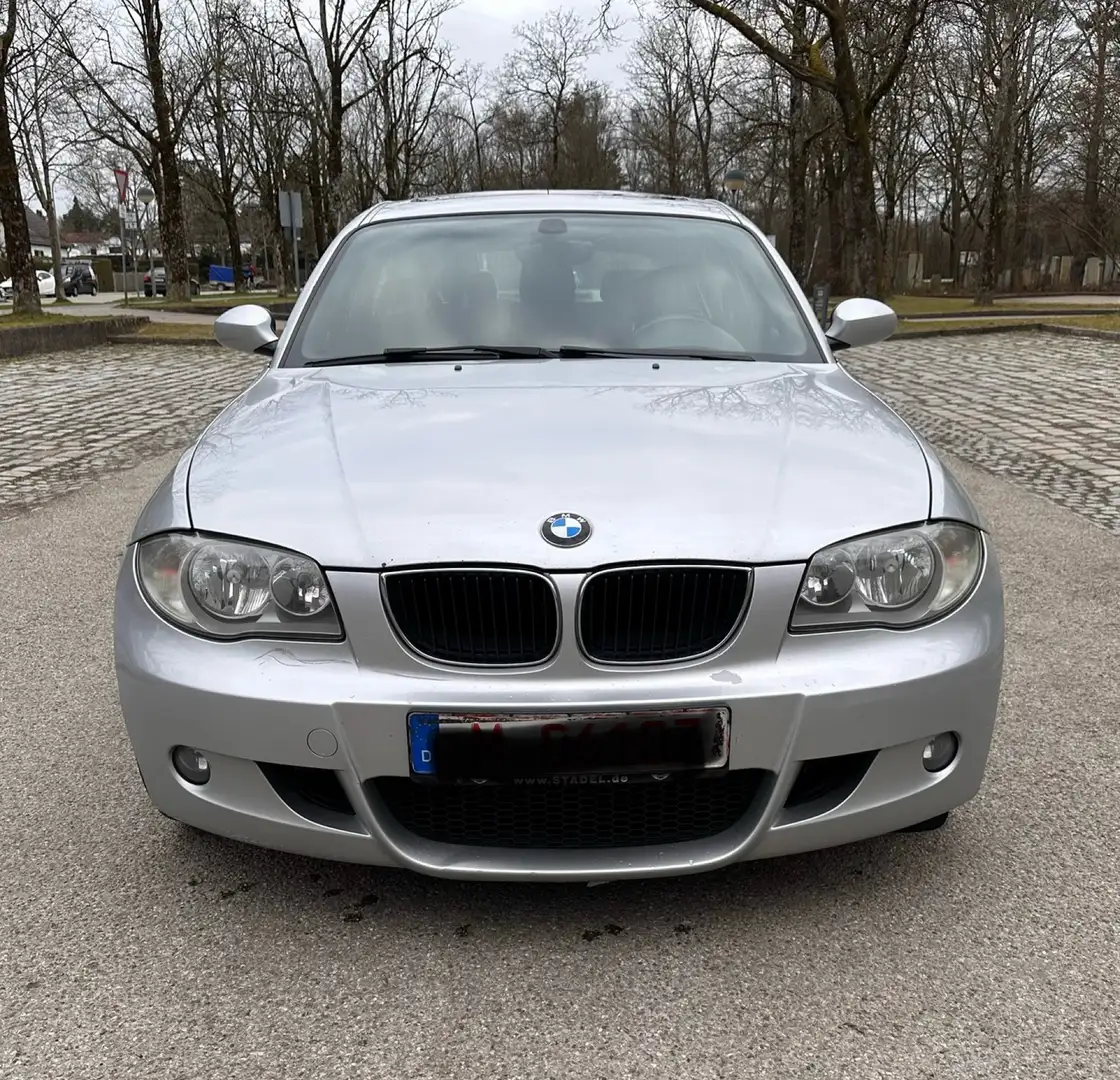 BMW 120 120d DPF srebrna - 2