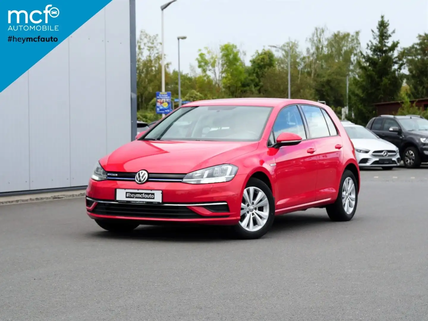 Volkswagen Golf 1.4 TGI DSG Comfortline *ACC*AppConnect* Rot - 1