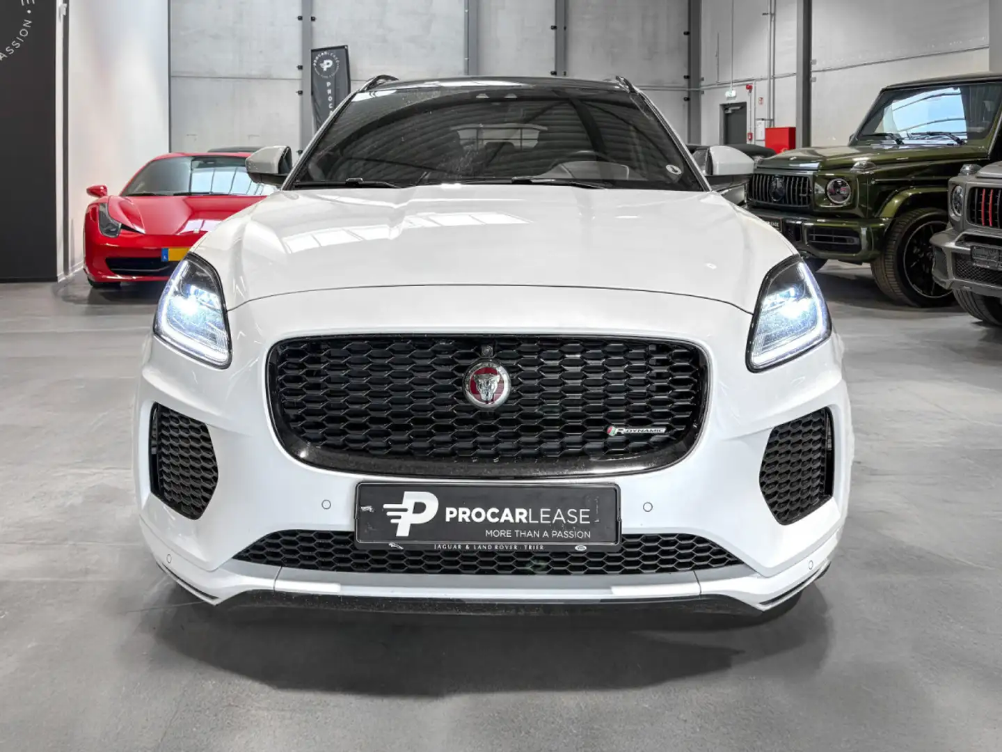 Jaguar E-Pace P240 R-Dynamic HSE AWD / MERIDIAN / PANORAMA / Blanco - 2