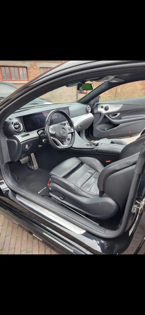 Mercedes-Benz 220 E classe - 2