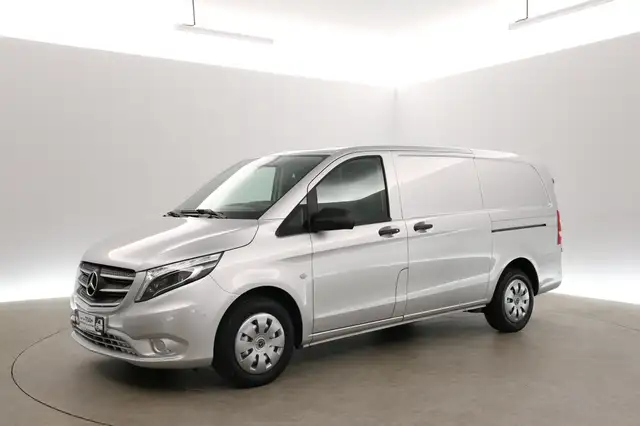 Mercedes-Benz Vito view 8