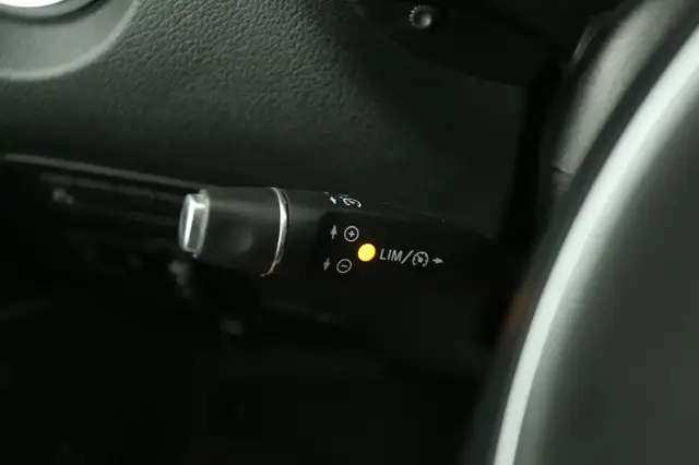 Mercedes-Benz Vito view 14