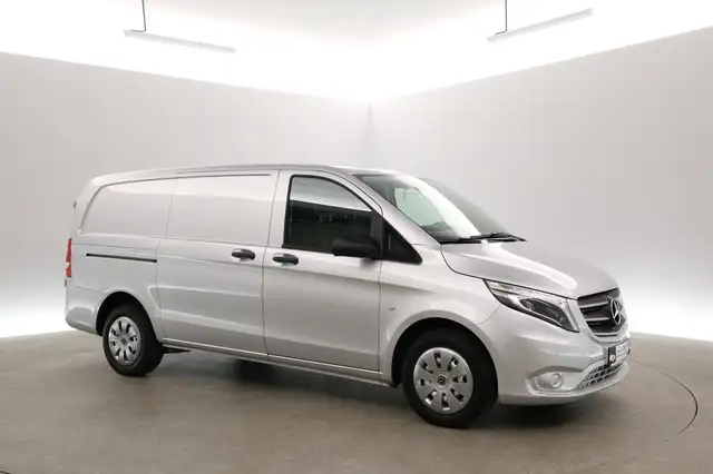 Mercedes-Benz Vito view 6