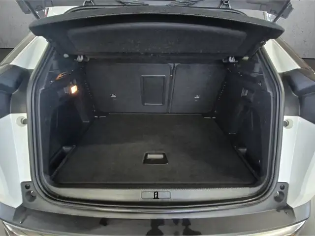 Peugeot 3008 view 7