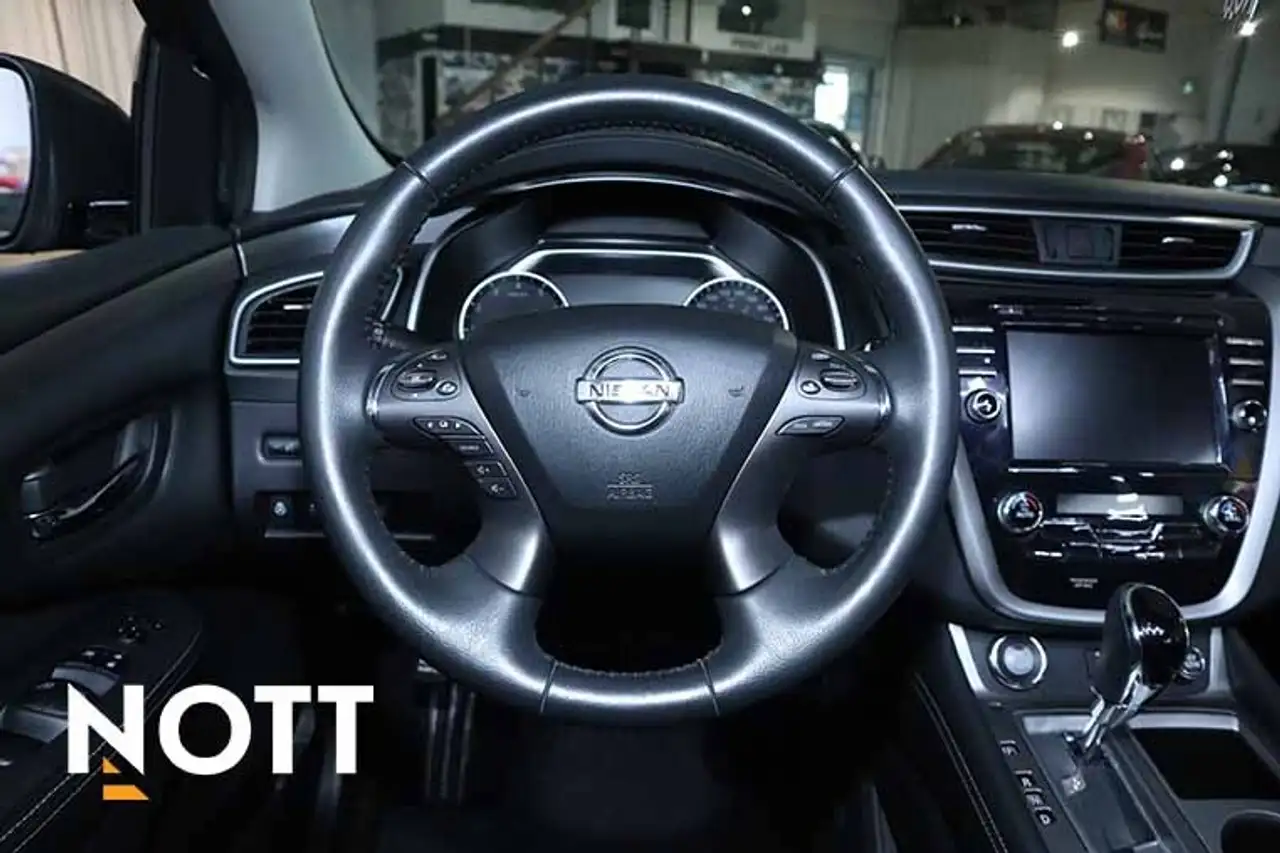 Nissan Murano снимка Nissan Murano