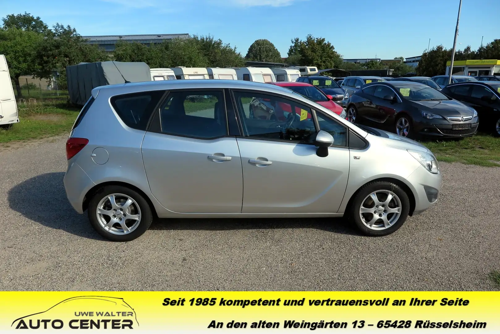Opel Meriva Meriva B 1.4 Edition - 1.Hand - AHK - Scheckheft Argent - 2