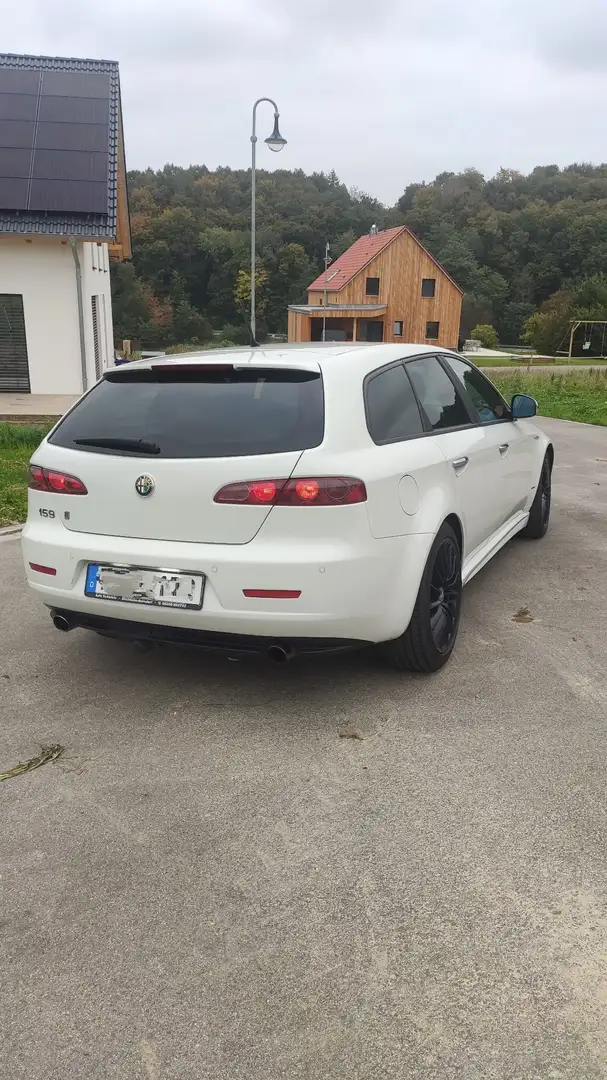 Alfa Romeo 159 Sportwagon 1.8 TBI 16V Turismo Weiß - 2