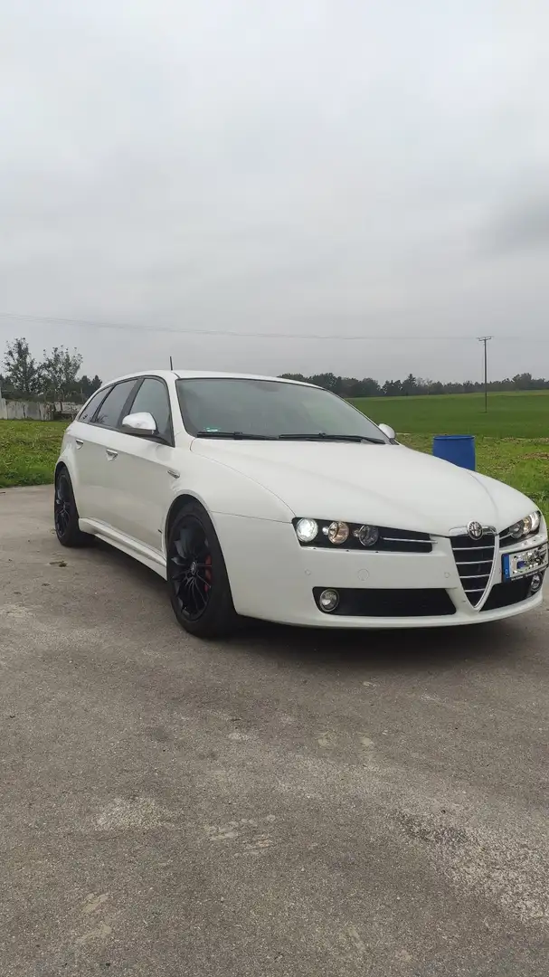 Alfa Romeo 159 Sportwagon 1.8 TBI 16V Turismo Weiß - 1