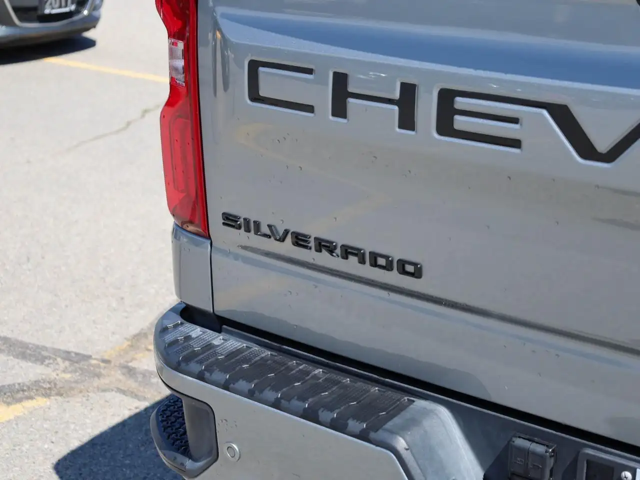 Chevrolet Silverado 1500 снимка Chevrolet Silverado 1500