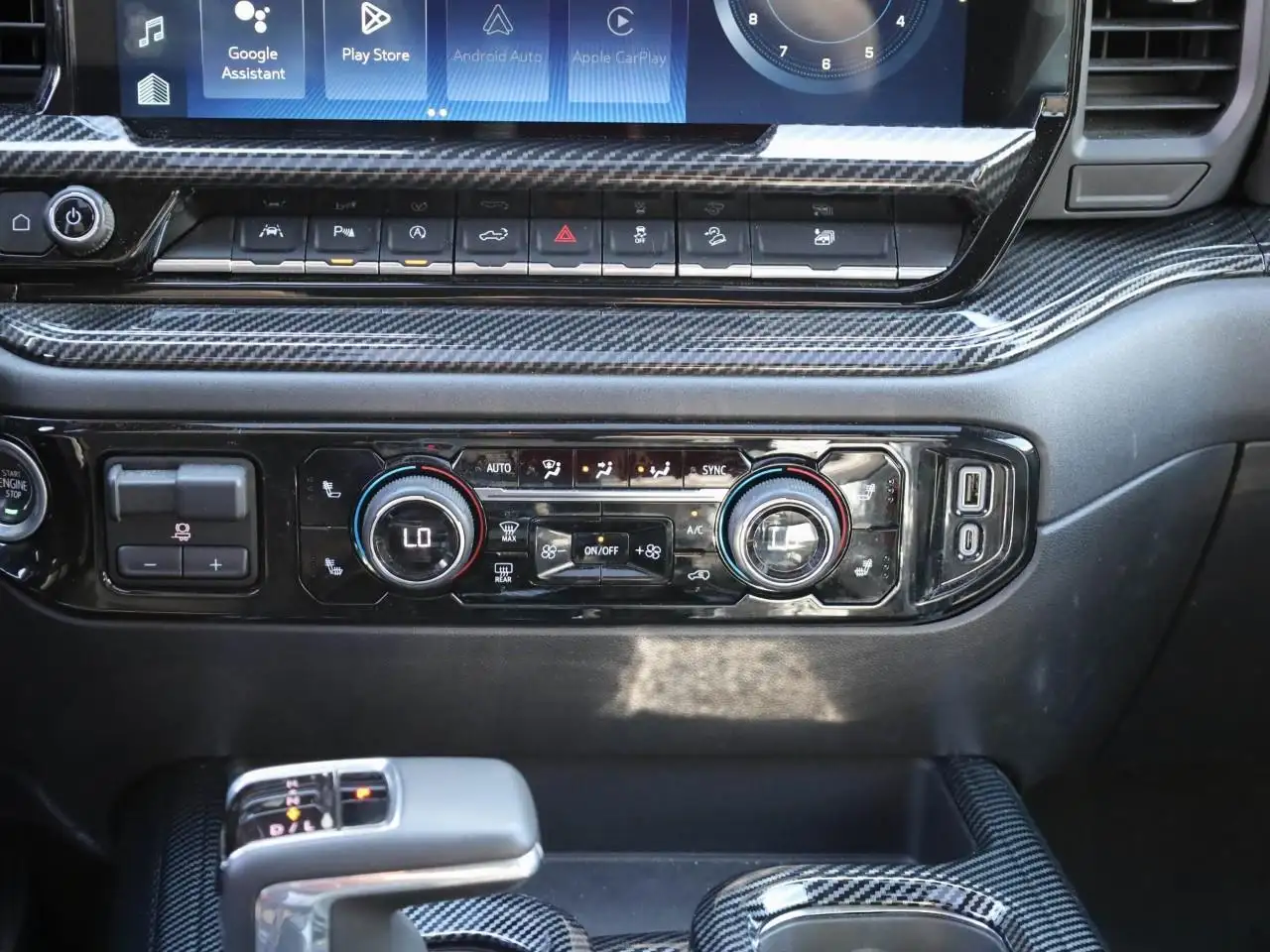 Chevrolet Silverado 1500 снимка Chevrolet Silverado 1500