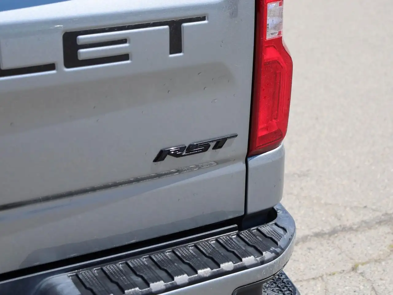 Chevrolet Silverado 1500 снимка Chevrolet Silverado 1500
