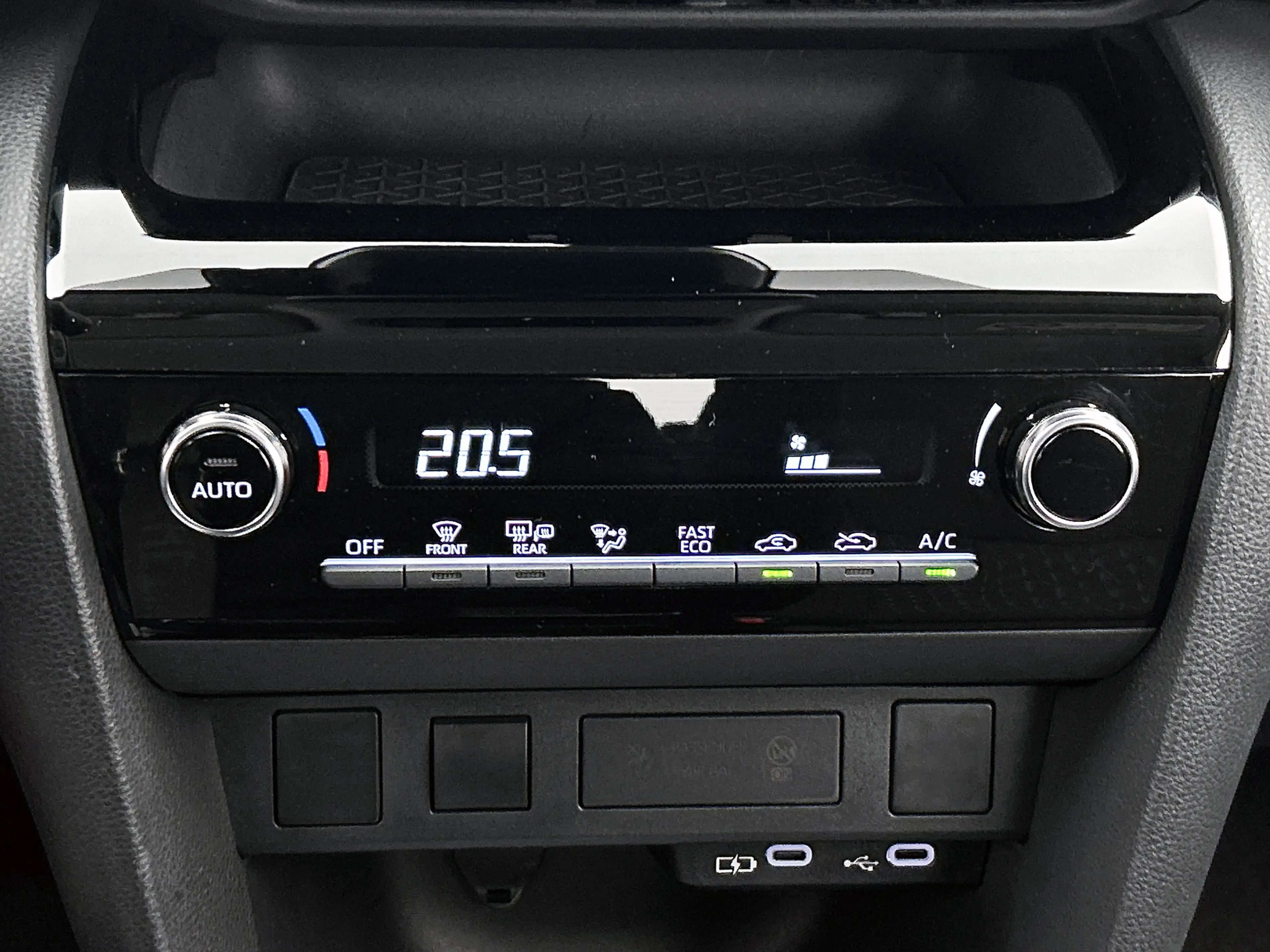 Toyota Yaris Cross 1.5 Hybrid 115 Active | BTW voertuig | Apple CarPl — photo 11