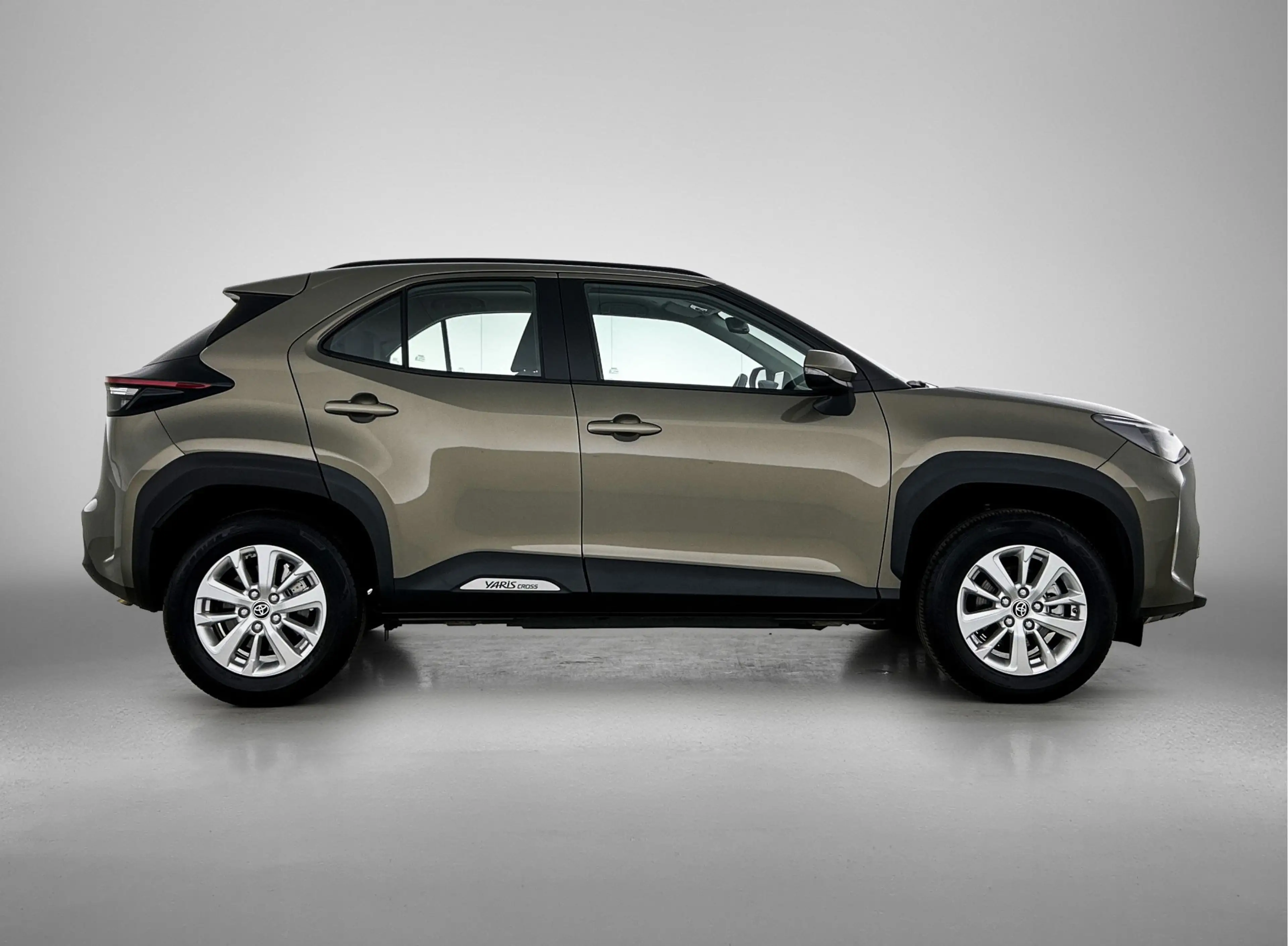 Toyota Yaris Cross 1.5 Hybrid 115 Active | BTW voertuig | Apple CarPl — photo 13