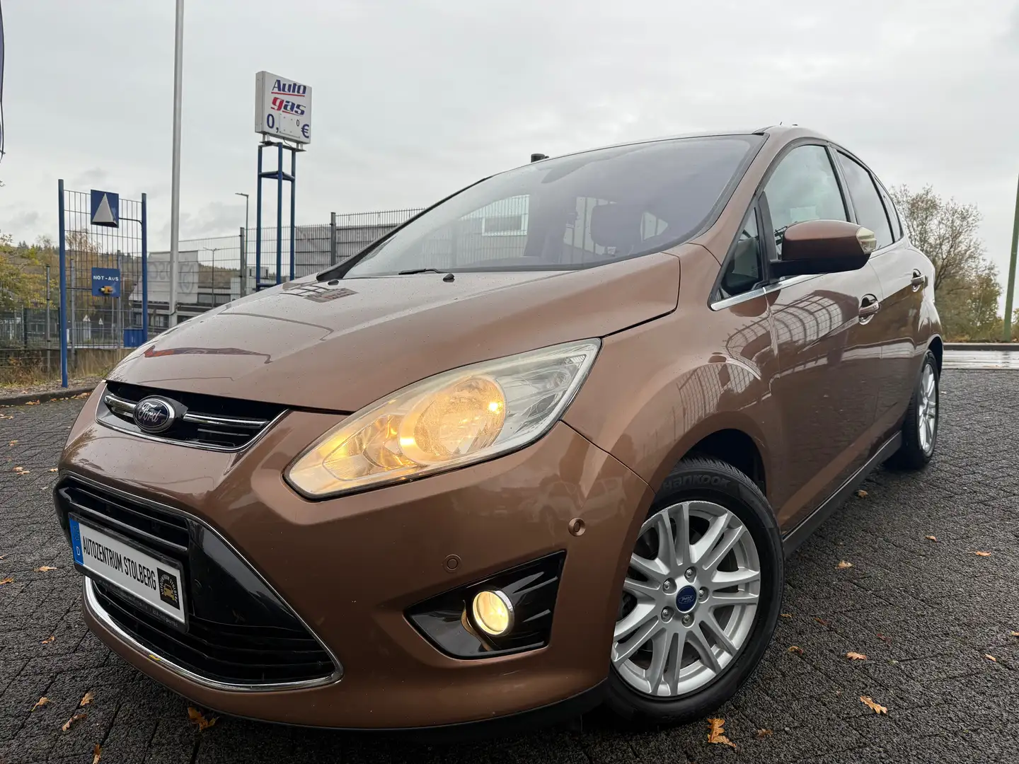 Ford C-Max 2.0 TDCI Titanium Automatik-Navi-Kamera Braun - 1