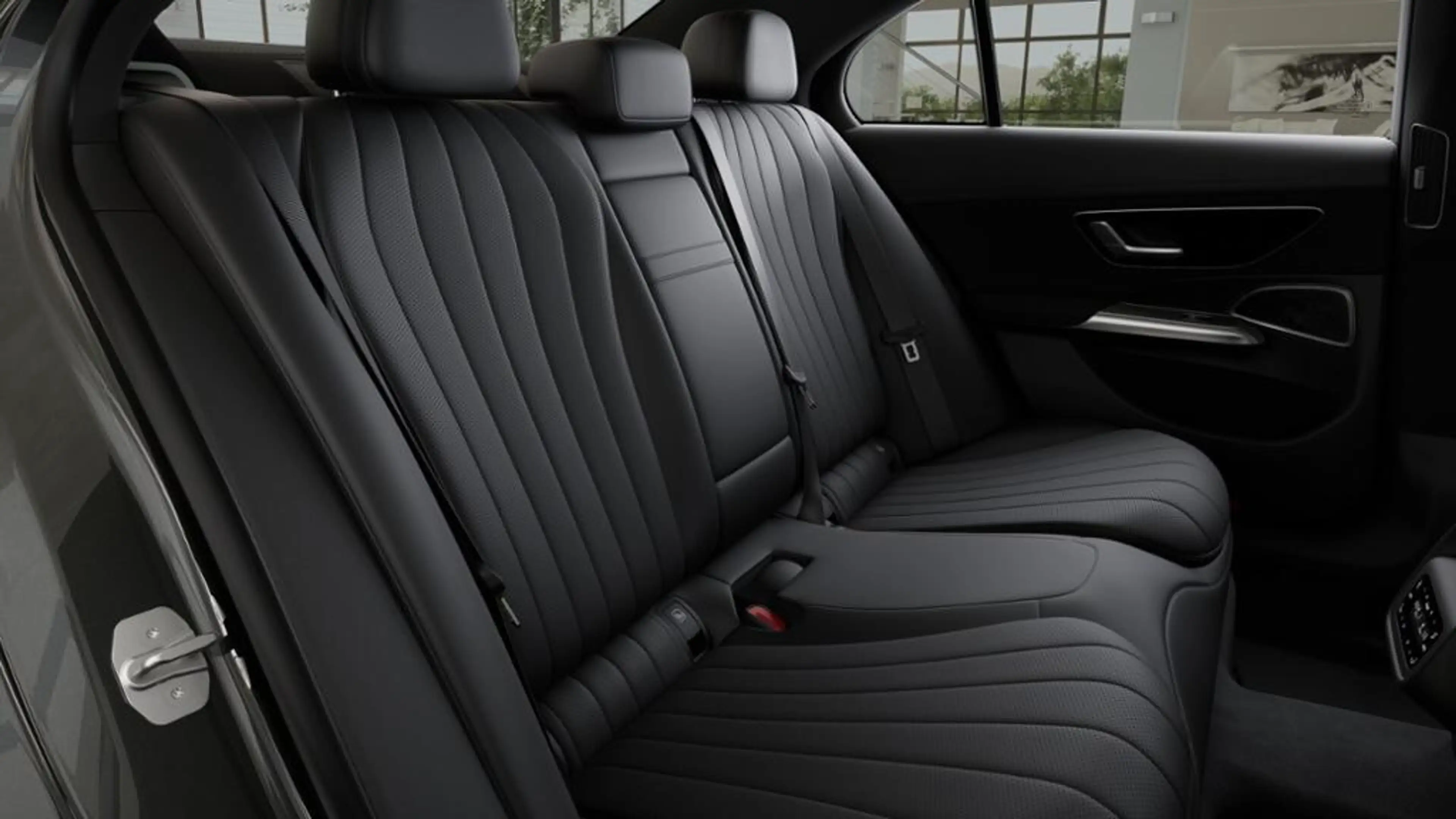 Mercedes-Benz E 400 e 4M EXCLUSIVE DIGI/PANO/HUD/AIRM./BUR/360 — photo 9