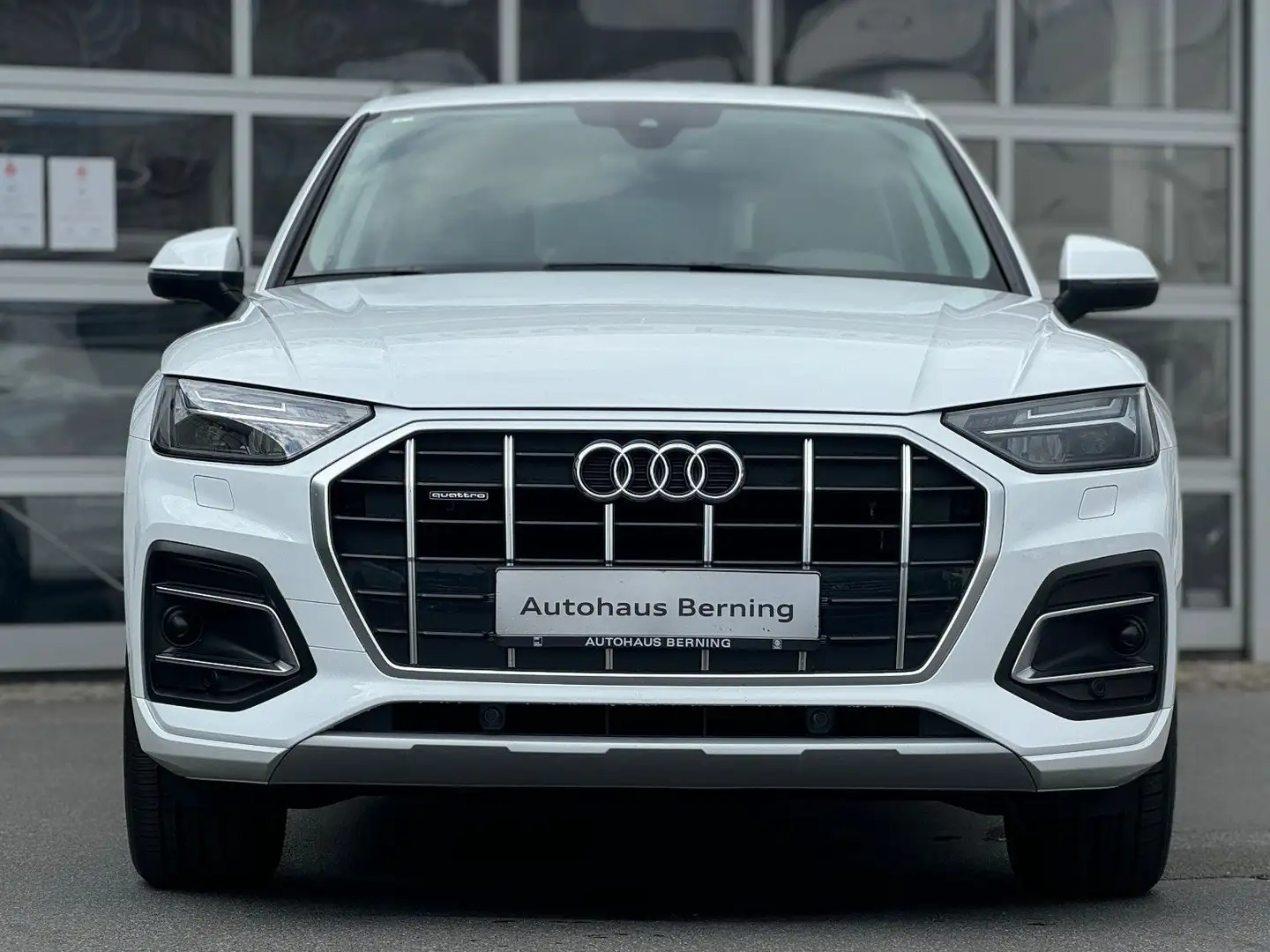 Audi Q5 40TDI QUATTRO STANDHEIZUNG KAMER TOTWINKE AHK Weiß - 2