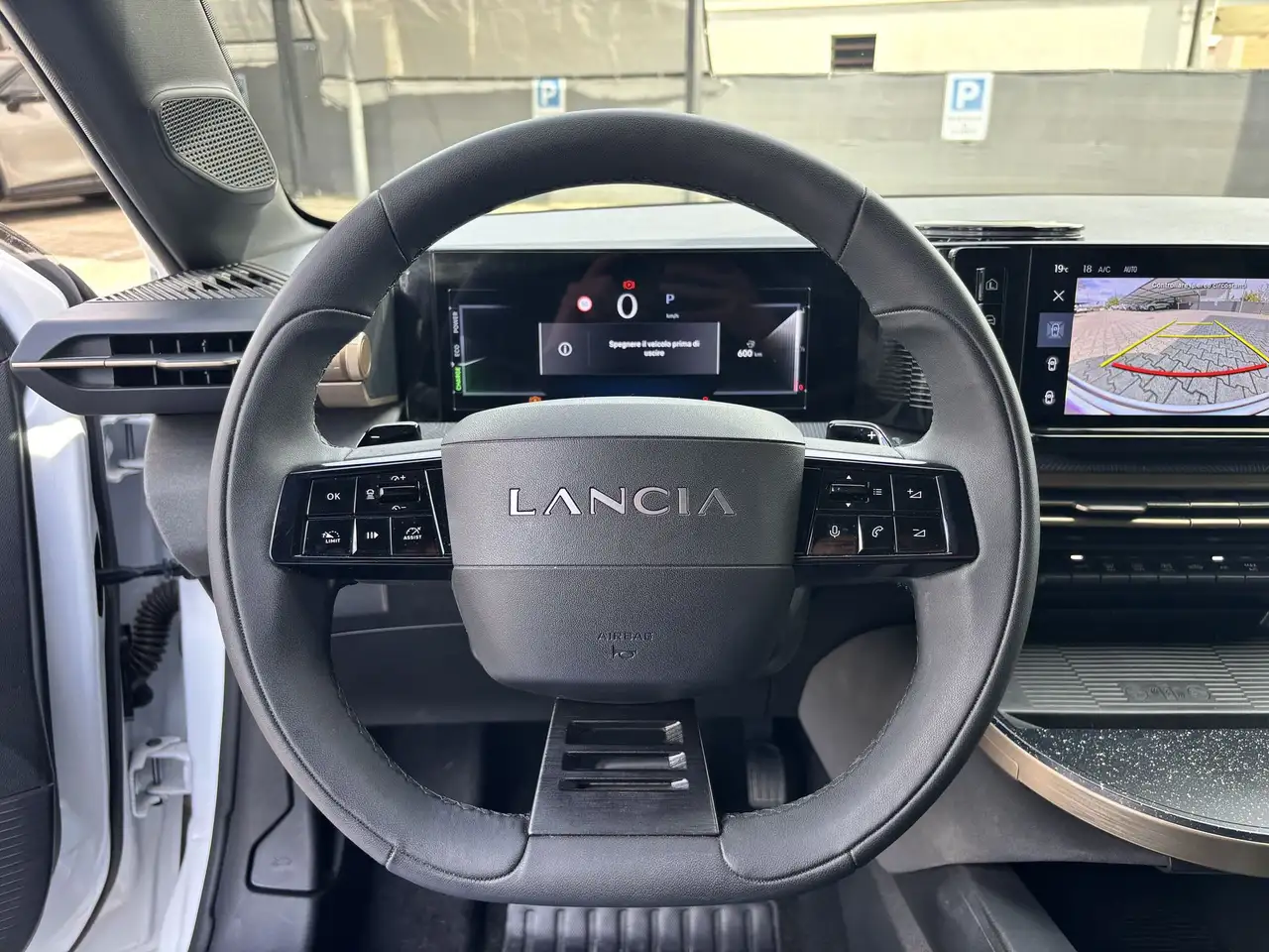 Lancia Ypsilon 2025 — фото 11