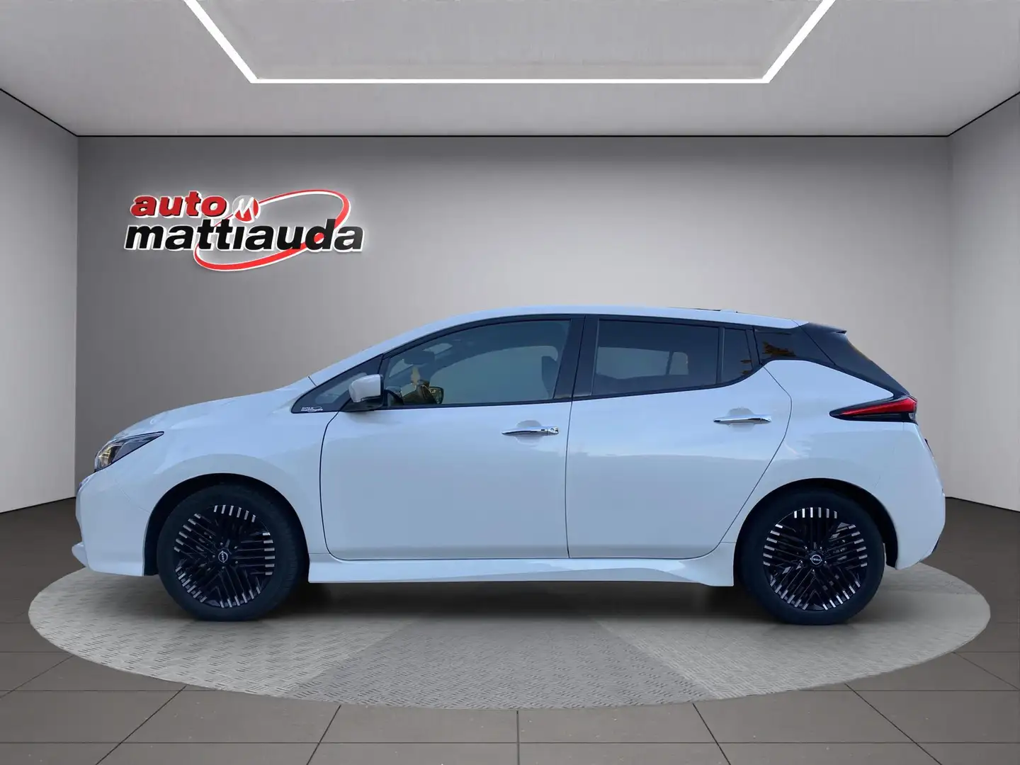 Nissan Leaf Leaf 40kWh N-Connecta 150cv Білий - 2