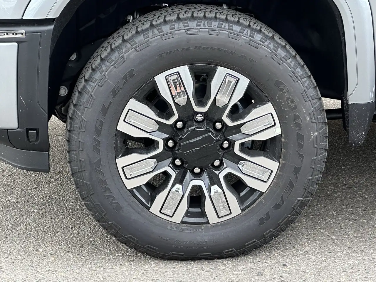 GMC Sierra 3500HD fotografie GMC Sierra 3500HD