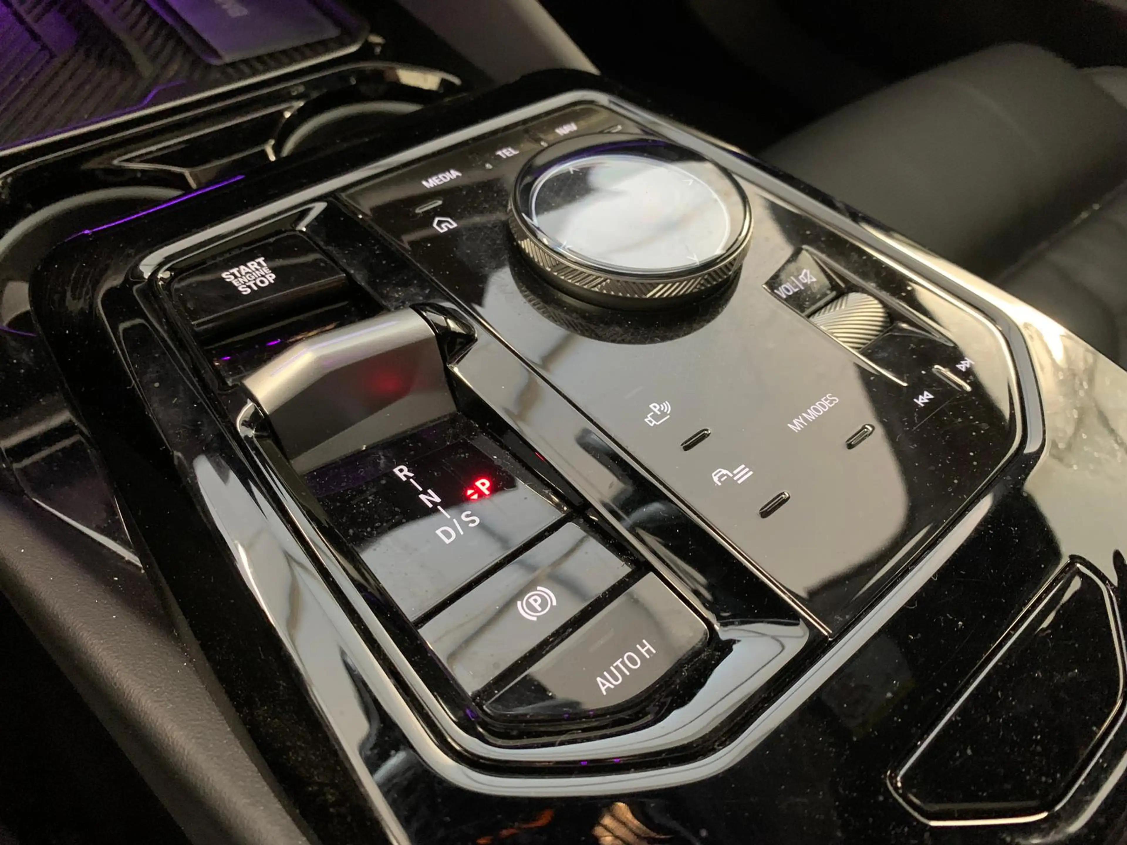 BMW 540 d xDr Lim M Sport Pro ICONIC/DR-PRO/HUD/PANO — photo 14