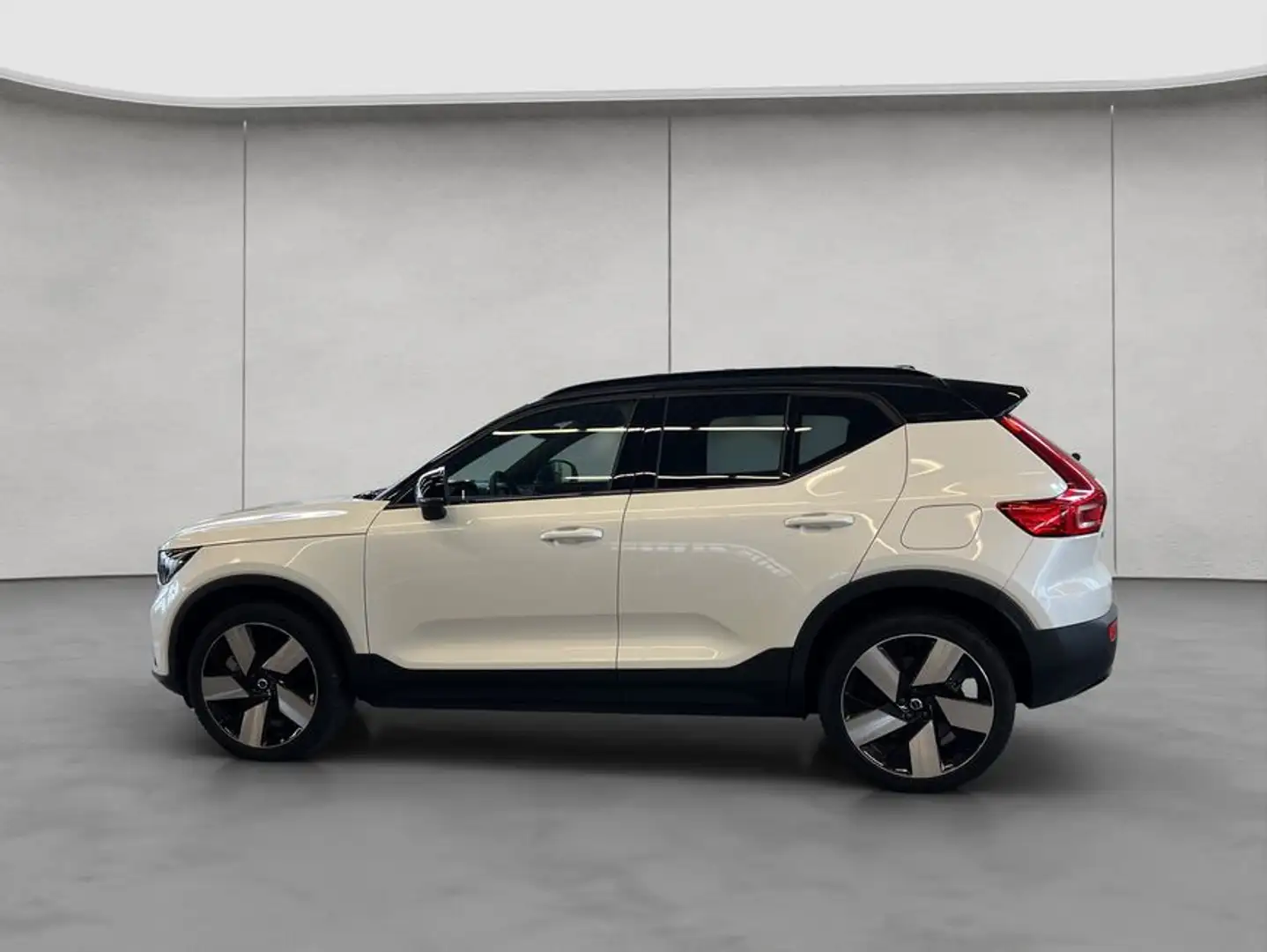 Volvo XC40 XC40 Recharge Single-Motor PLUS Leder Standh BLIS Weiß - 2