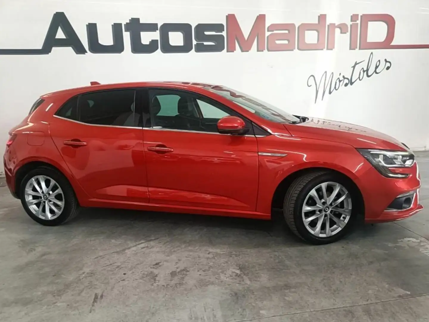 Renault Megane Zen Tce GPF 103kW (140CV) - 18 Rojo - 1
