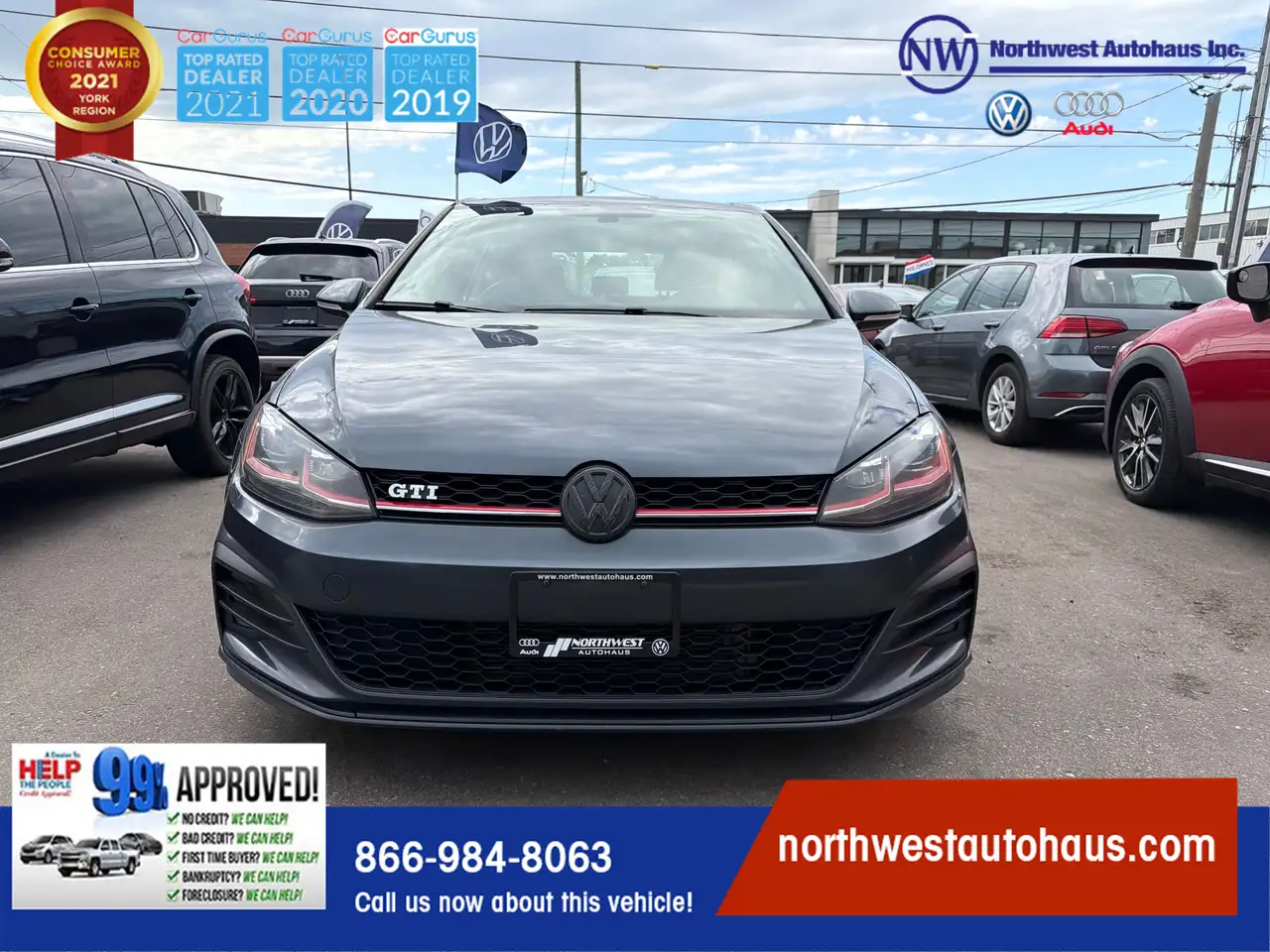 Volkswagen Golf GTI снимка Volkswagen Golf GTI