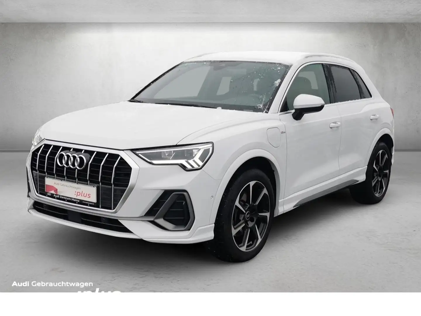 Audi Q3 S line 45 TFSI e S tronic *SOH91%*AHK* Weiß - 1