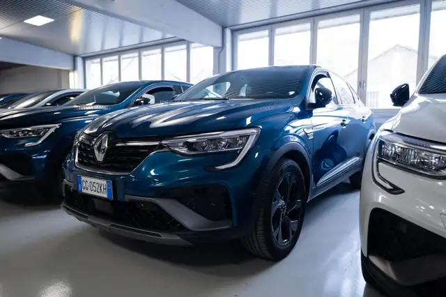 2021 Renault Arkana in Blue for sale