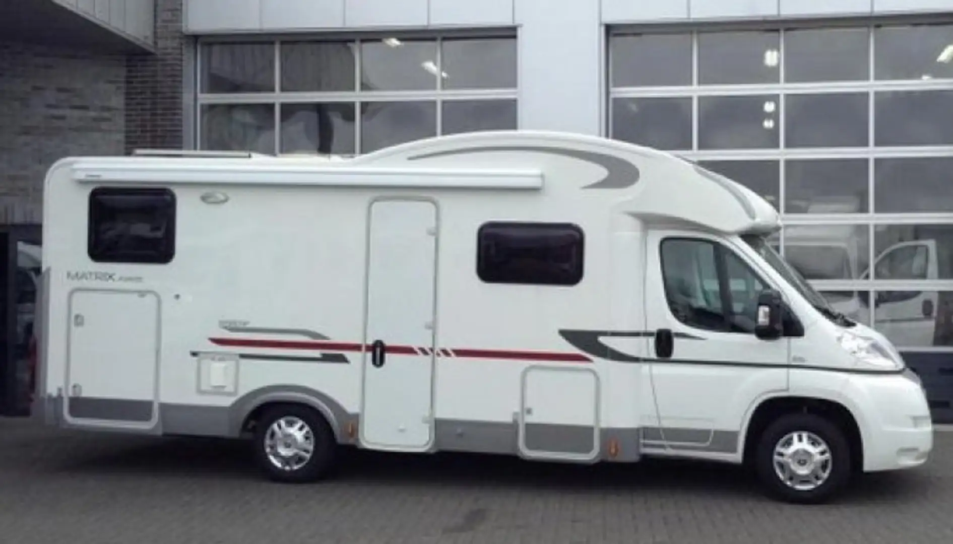 Adria Matrix Axess 680 SP Wit - 1