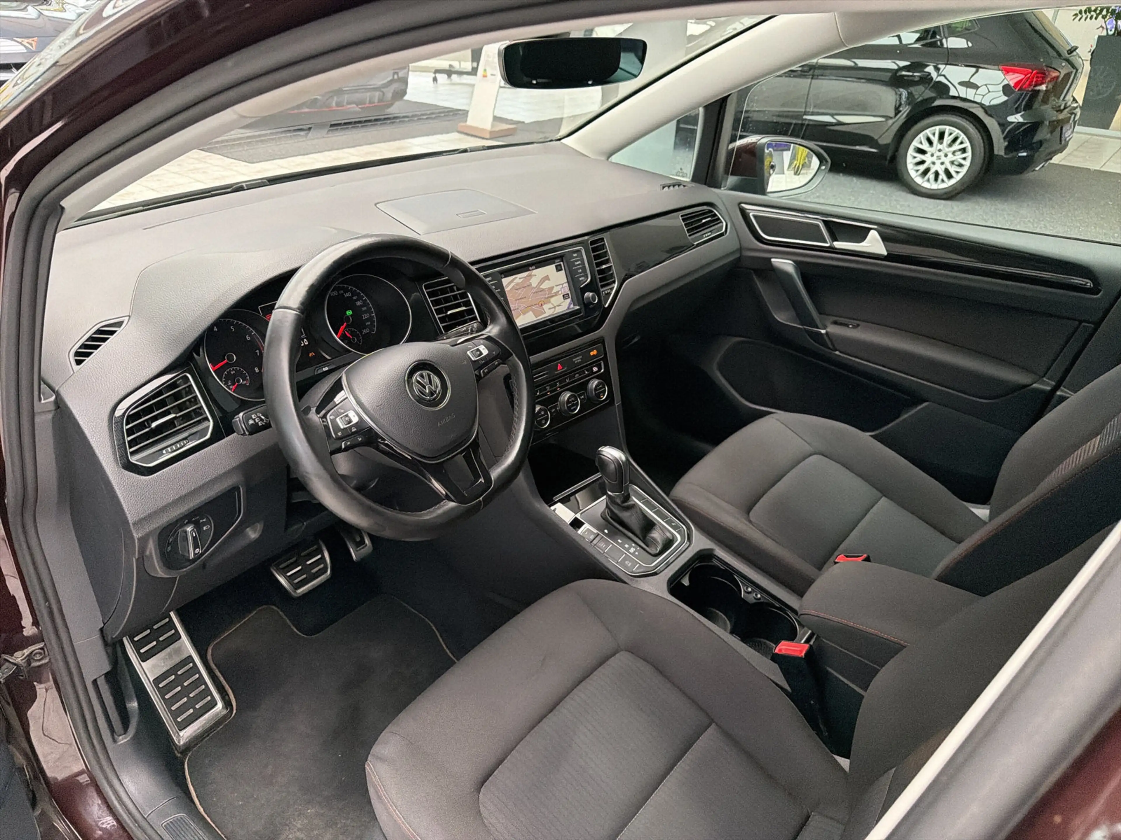 Volkswagen Golf Sportsvan 1.4 DSG Sound XENON*NAVI*AHK — photo 11