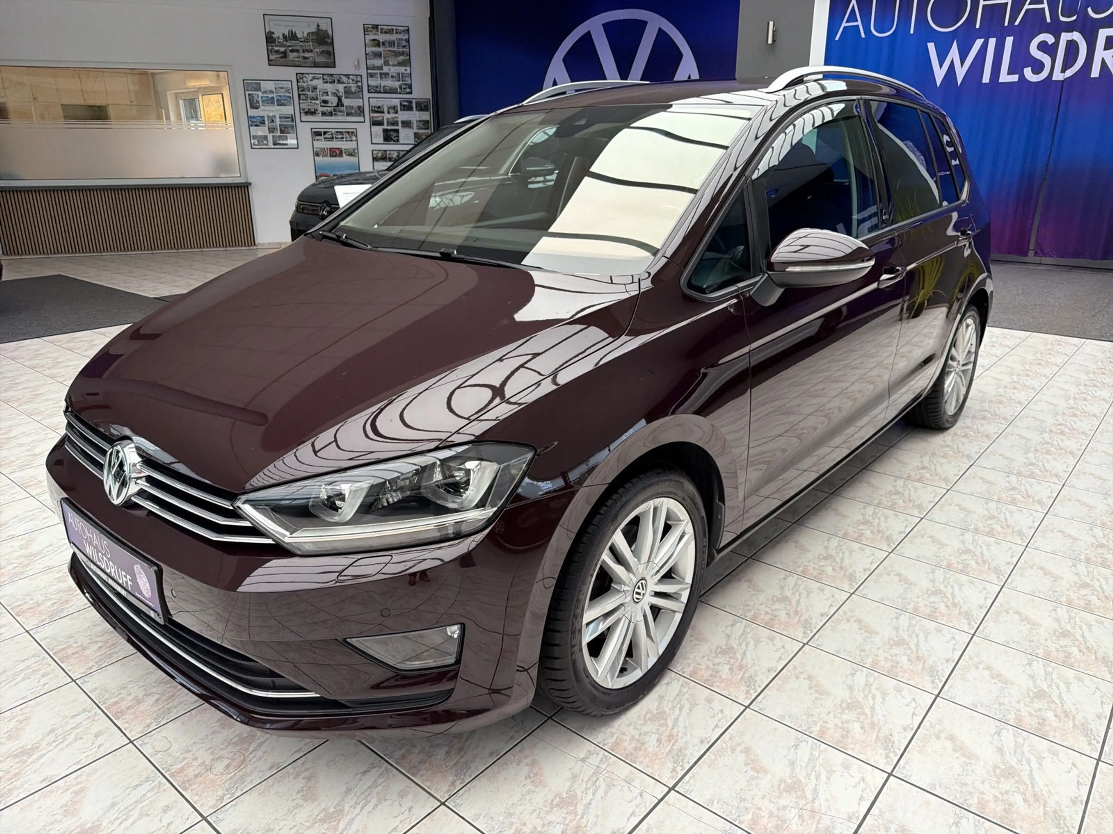 Volkswagen Golf Sportsvan 1.4 DSG Sound XENON*NAVI*AHK — photo 3