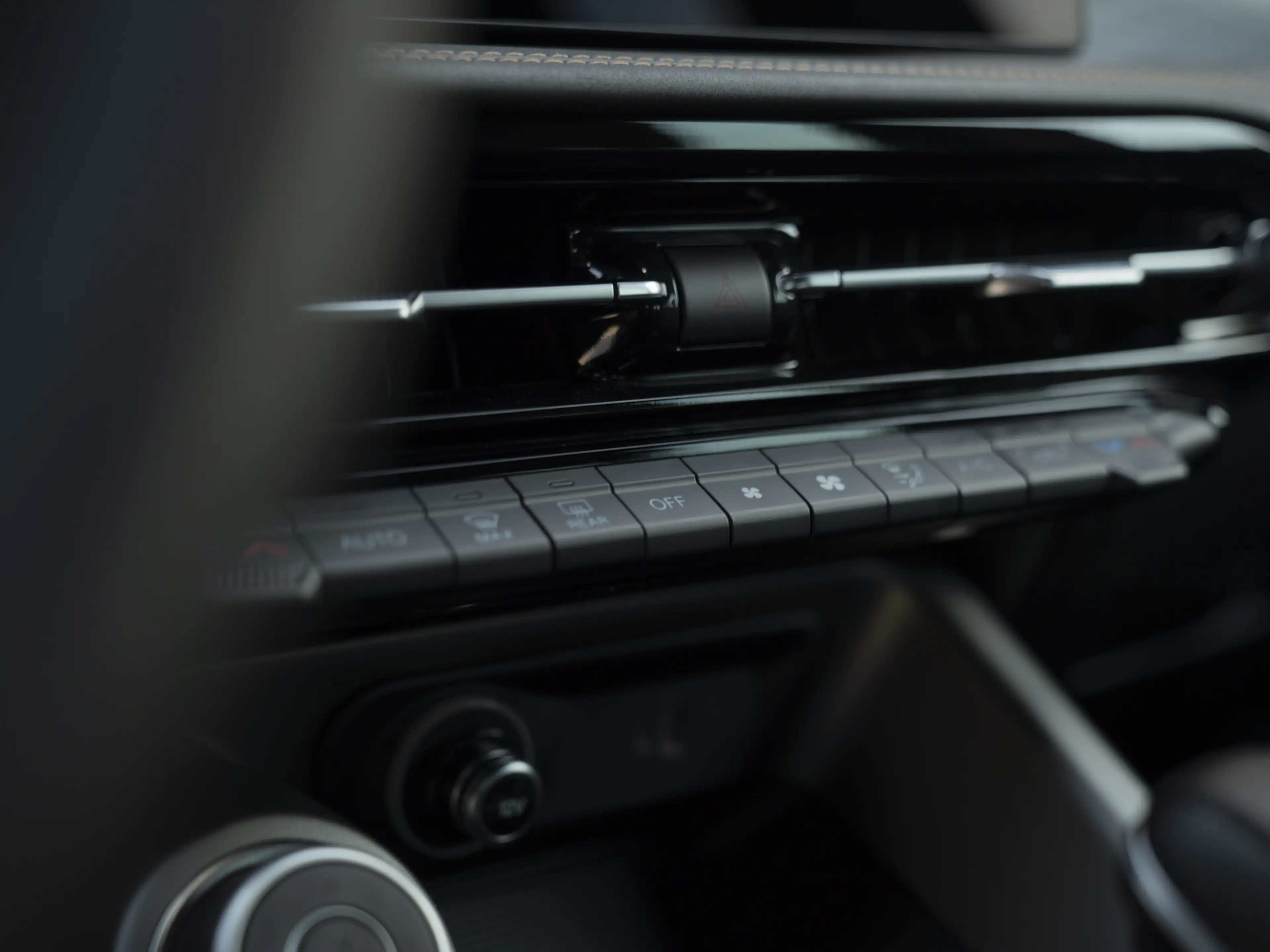 Alfa Romeo Tonale 280pk PHEV Veloce — photo 31