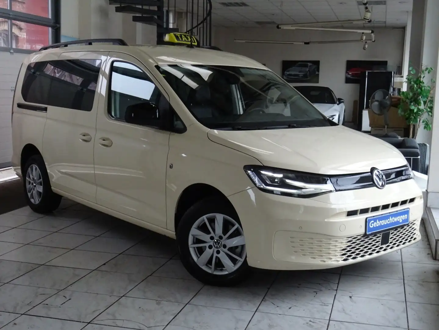 Volkswagen Caddy 2.0 TDI TAXI DSG Navi LED ACC 7Si. Beige - 1