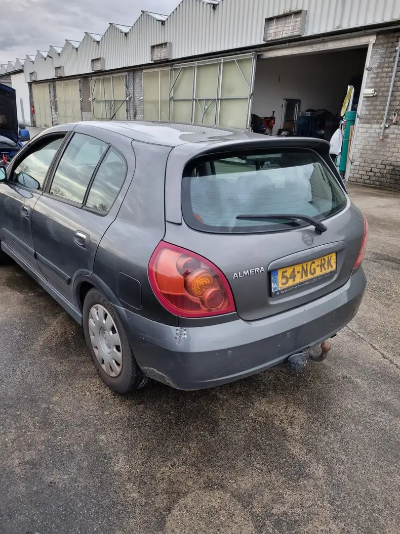 Nissan Almera 1.5 Tekna - 2