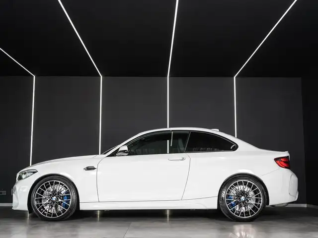 BMW M2 view 7