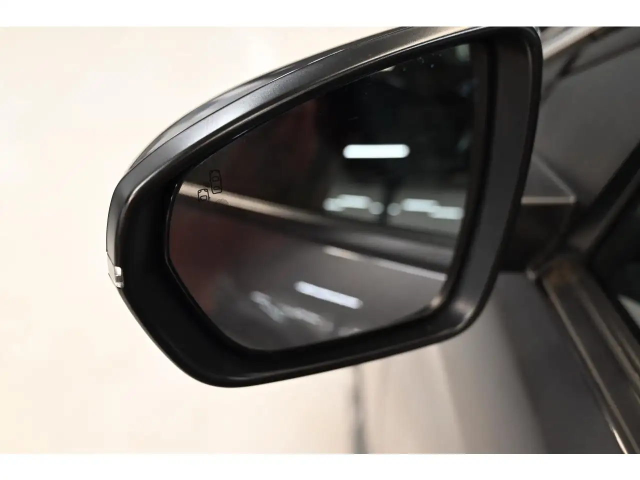 Peugeot 3008 3008 Plug-In Hybrid — photo 33