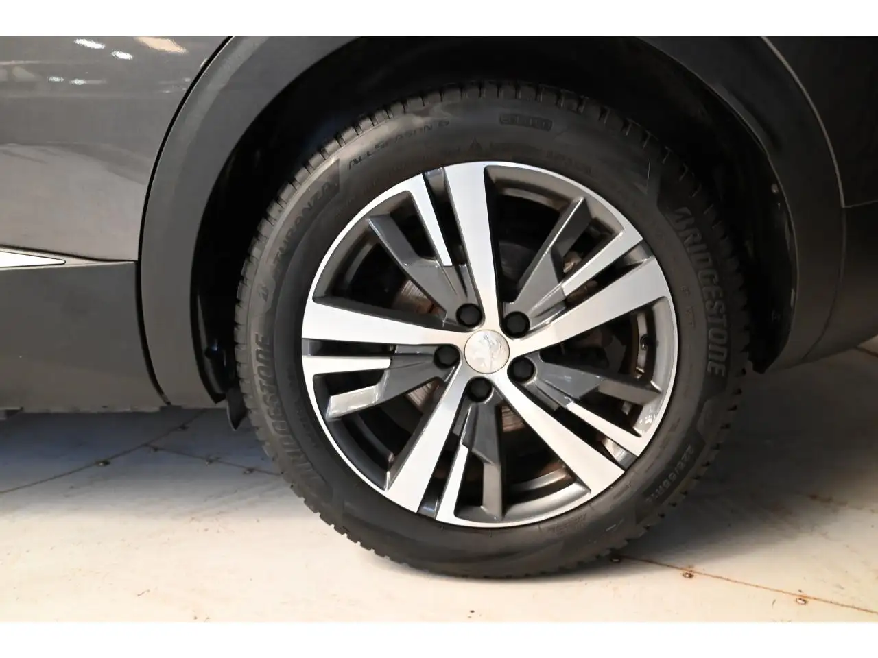 Peugeot 3008 3008 Plug-In Hybrid — photo 13