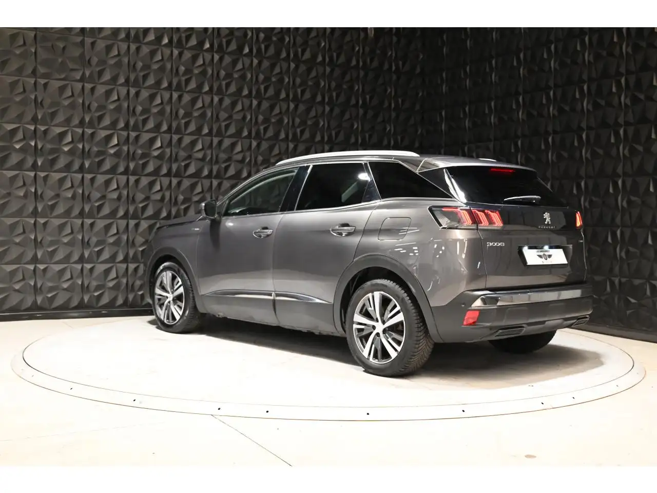 Peugeot 3008 3008 Plug-In Hybrid — photo 4